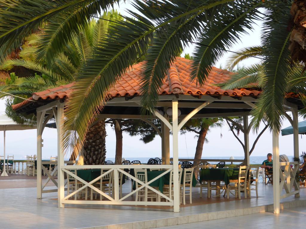 מלון מטהמורפוסי Porto Matina מראה חיצוני תמונה