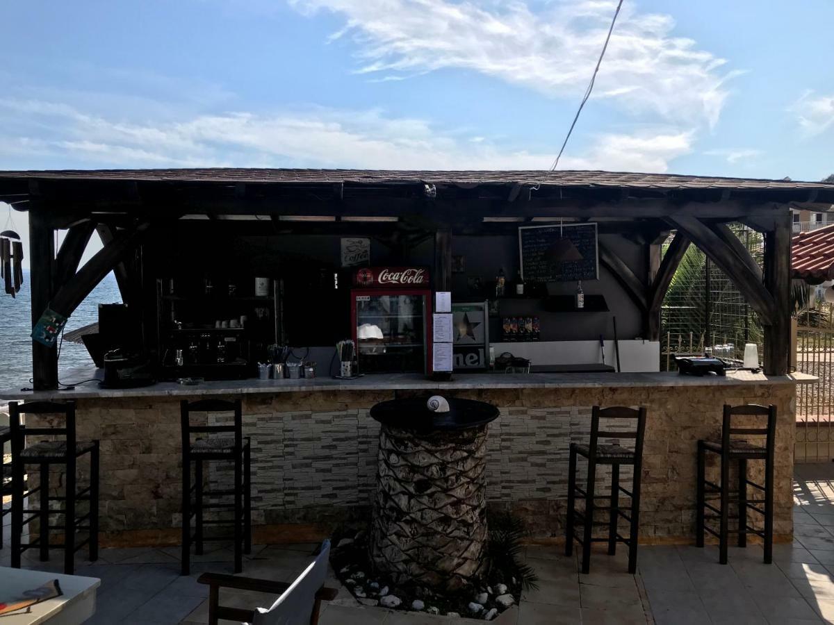 מלון מטהמורפוסי Porto Matina מראה חיצוני תמונה